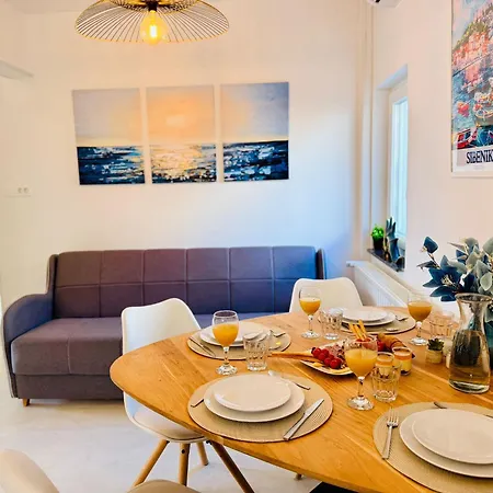 Magnolia Apartment *