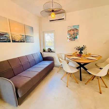 Magnolia Apartment *