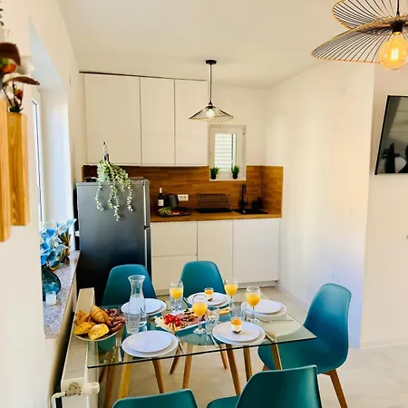 Magnolia Apartment *