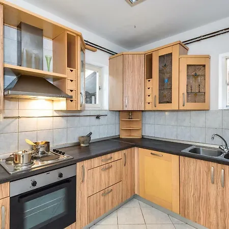 Magnolia Apartment