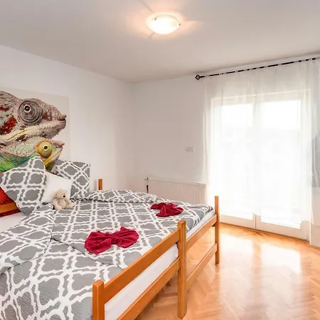 Magnolia Apartment